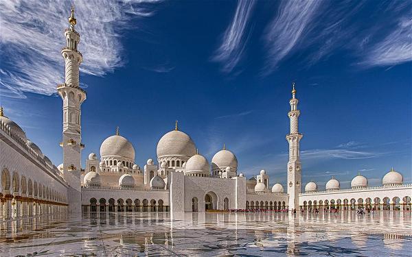 Nhà thờ Hồi giáo Sheikh Zayed – “Thánh đường trắng” ở Dubai